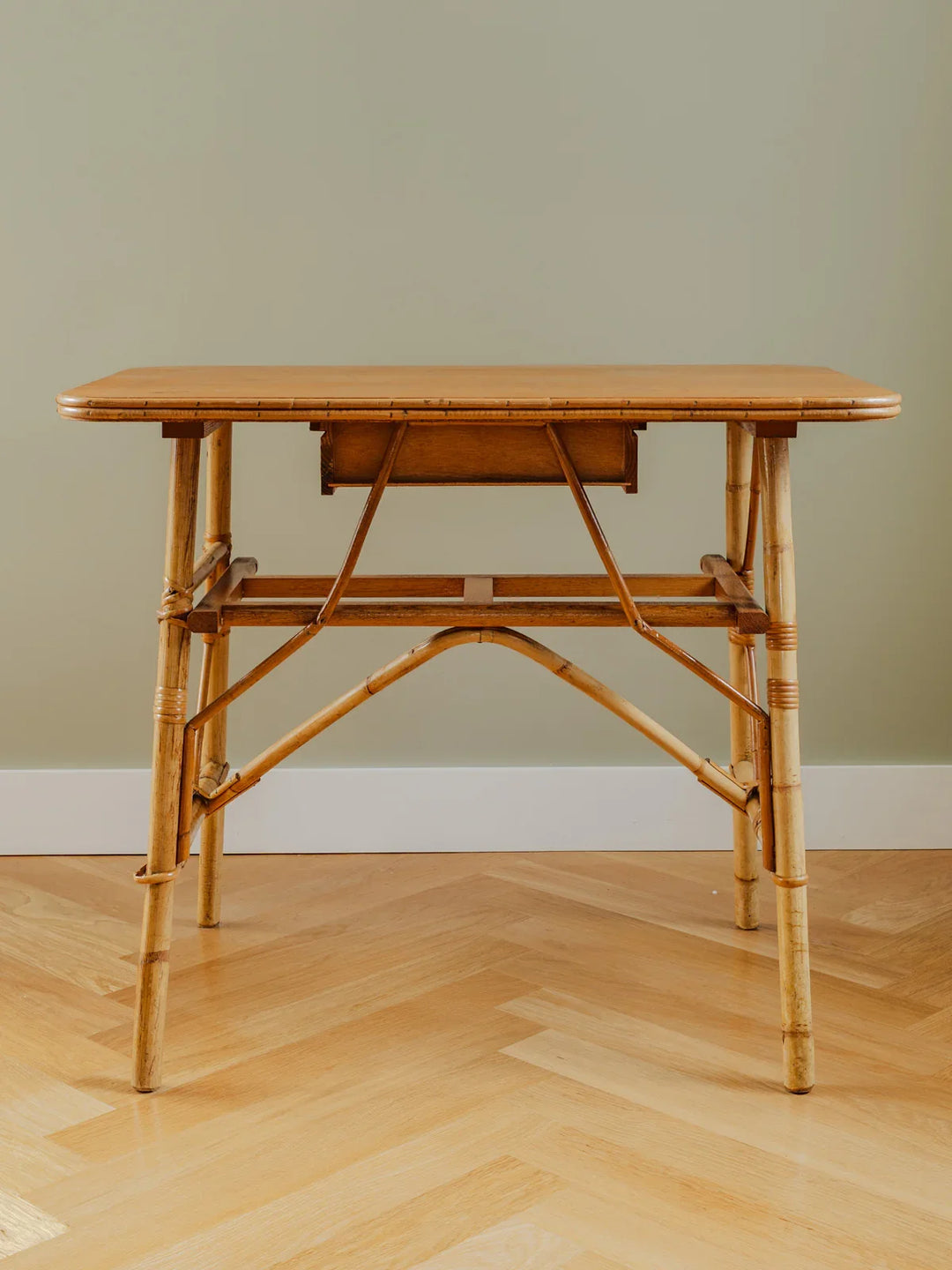 edouard-bureau-rotin-555-15