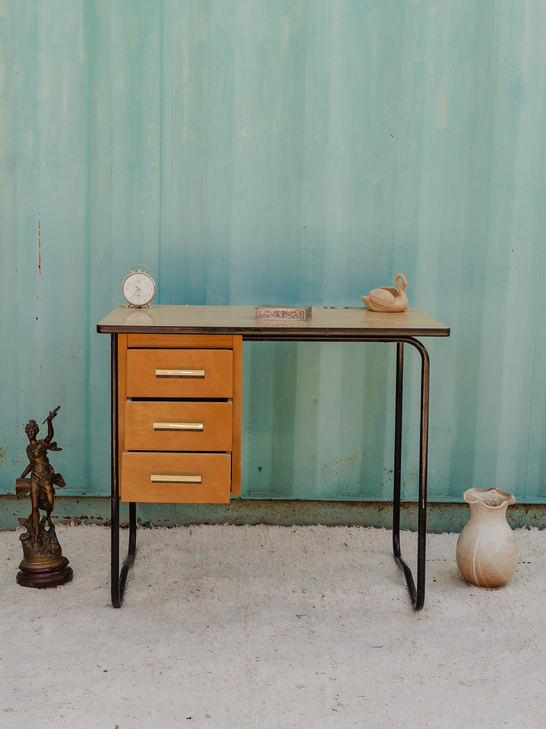 edouard-bureau-formica-1047-3
