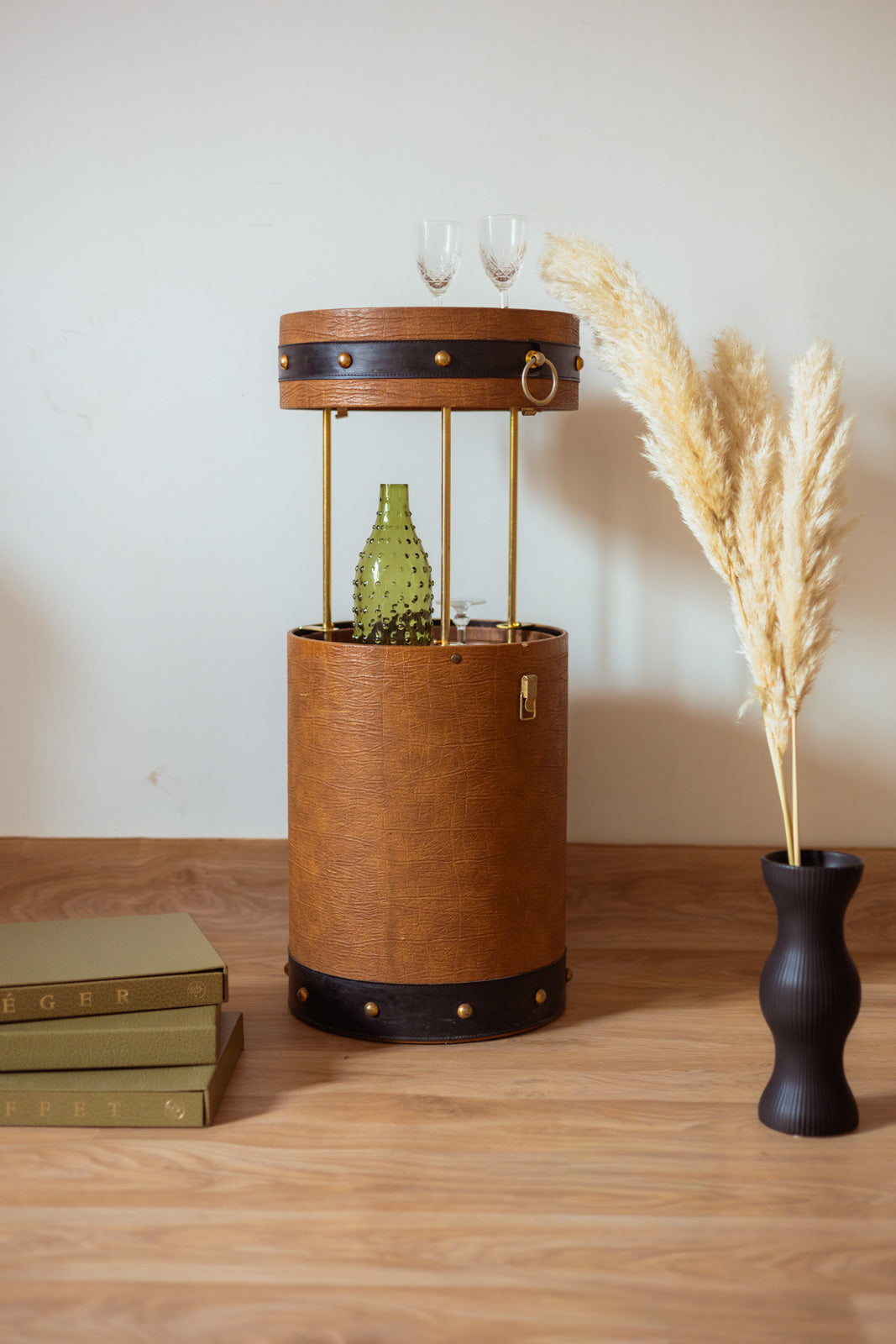 quentin-bar-cuir-49-2