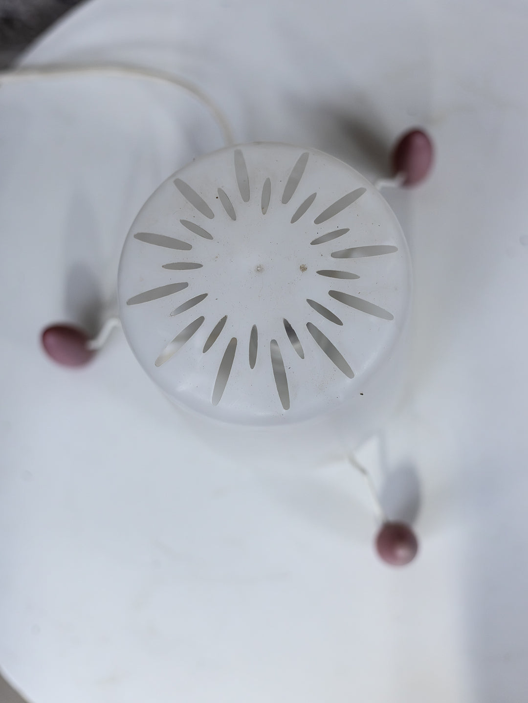 julia-lampe-a-poser-plastique-contemporaine-1124-8