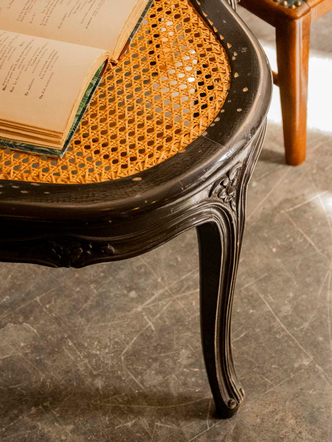ernest-fauteuil-cannage-1583-8