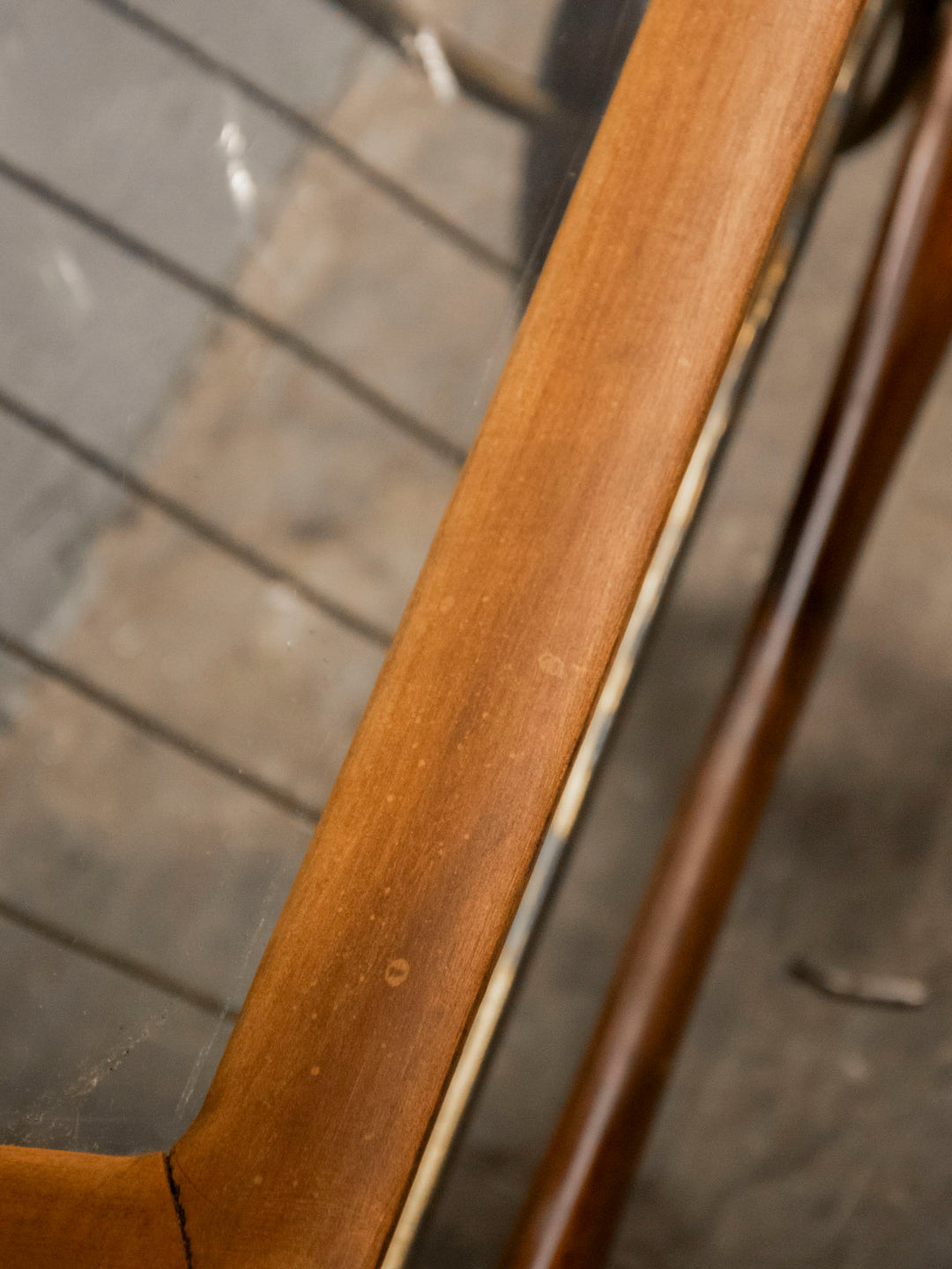marius-porte-revues-laiton-246-11