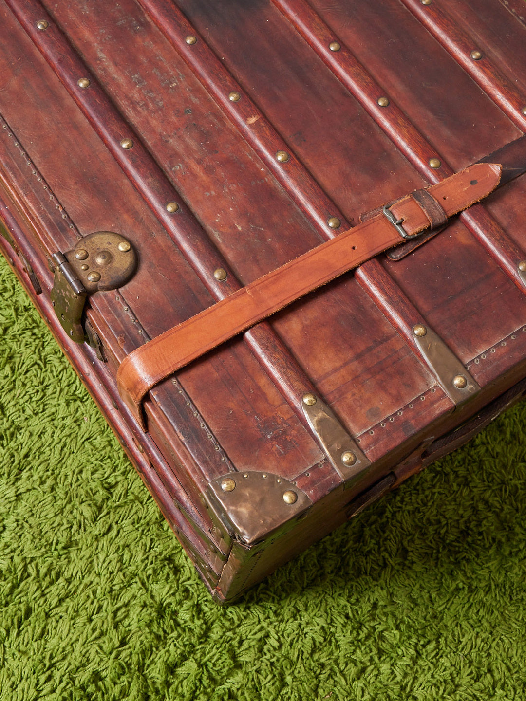 lucienne-malle-metal-269-4