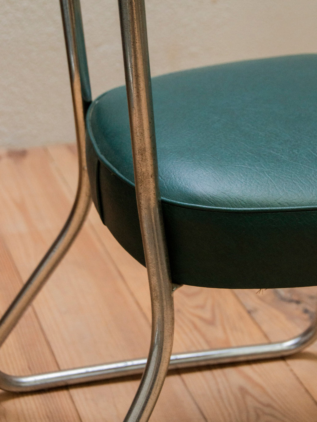 alma-chaise-skai-1078-7