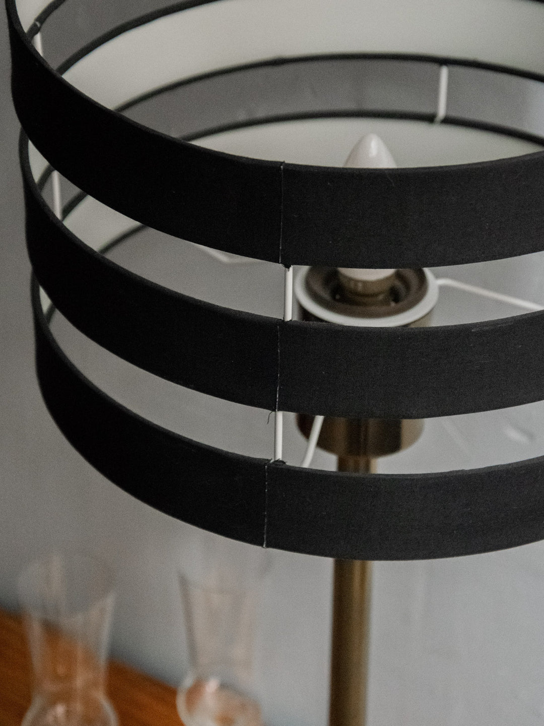 julia-lampe-à-poser-laiton-599-4