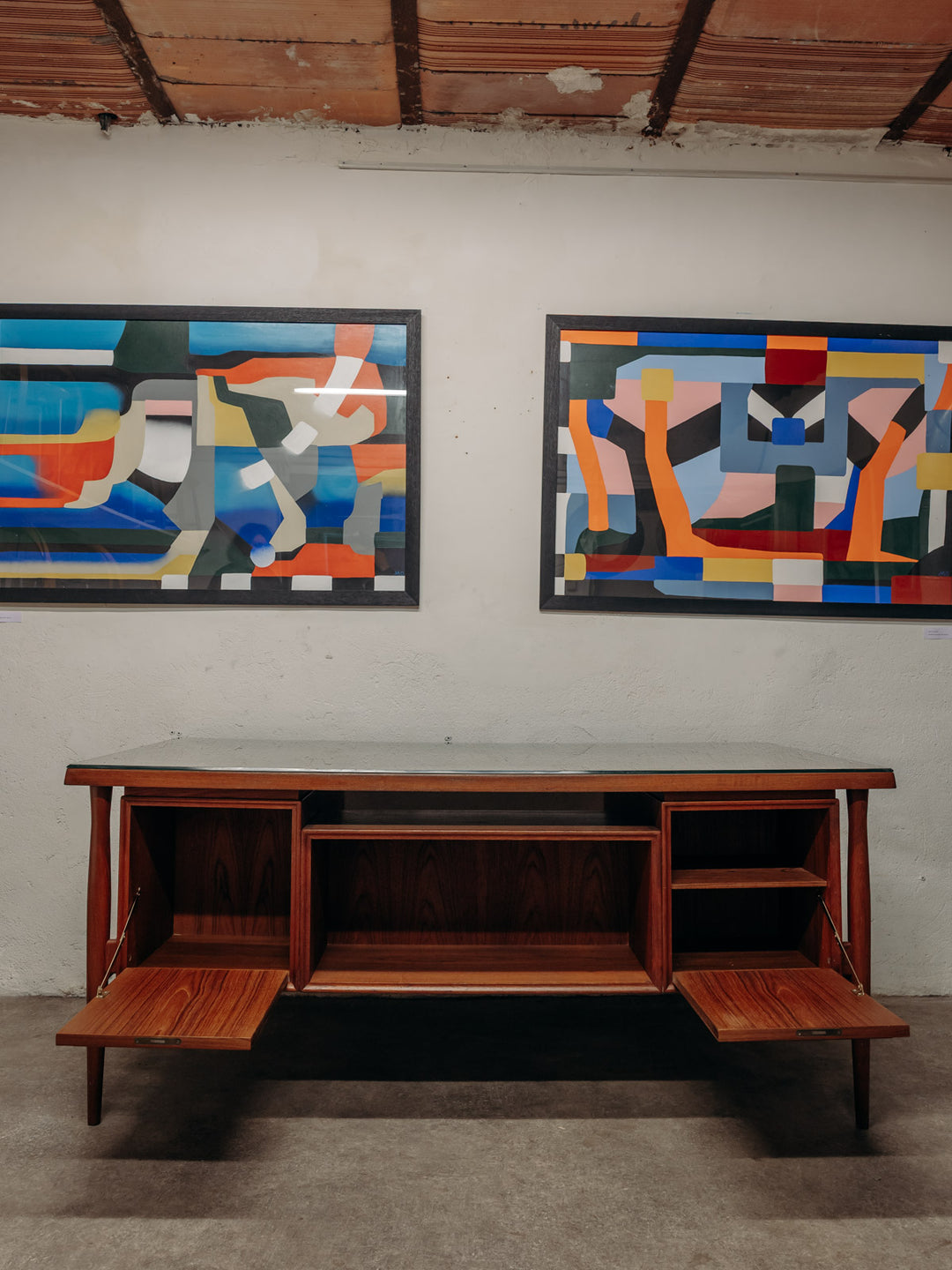 yvan-bureau-teck-471-8