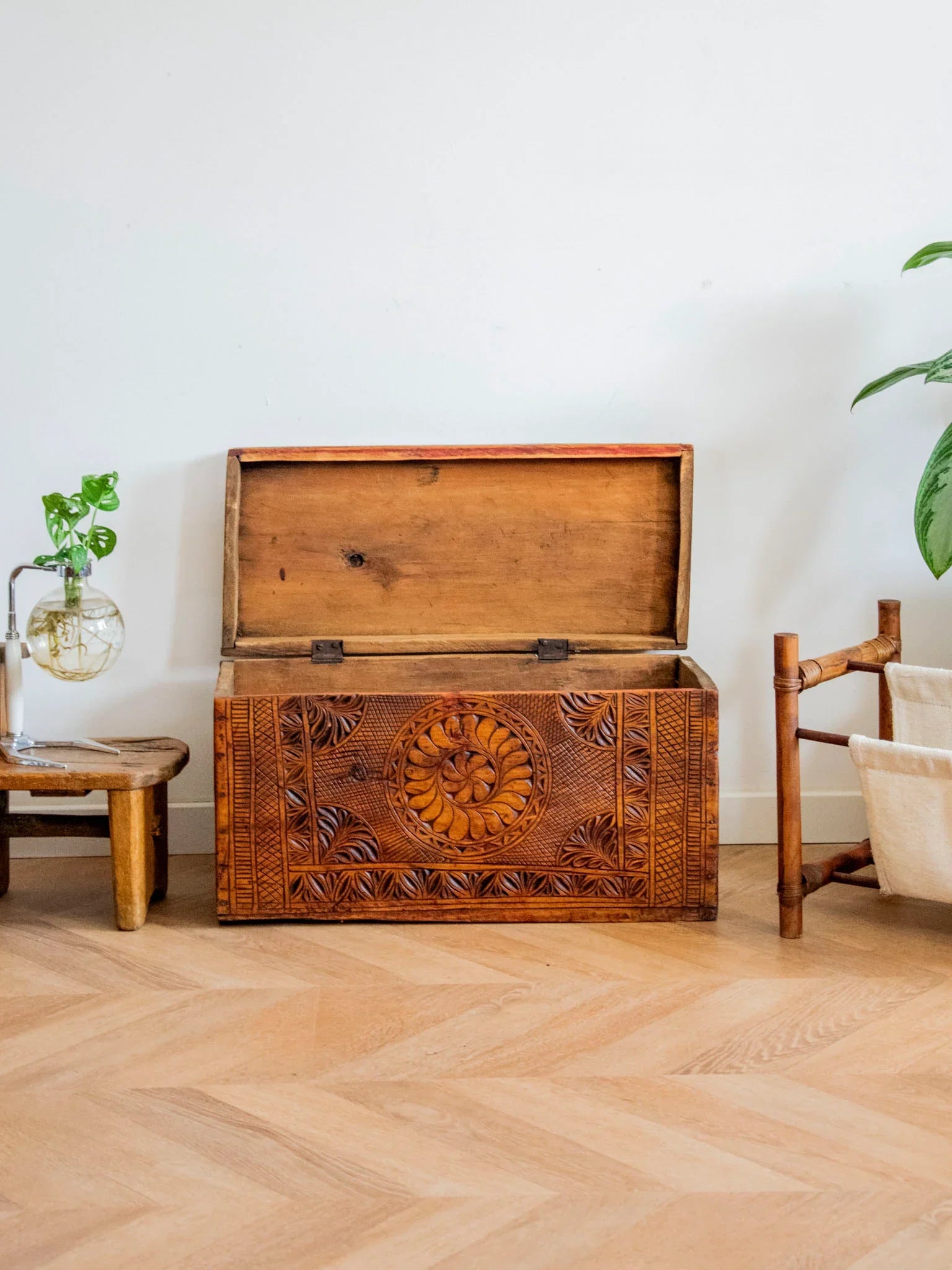 lucien-coffre-bois-135-2