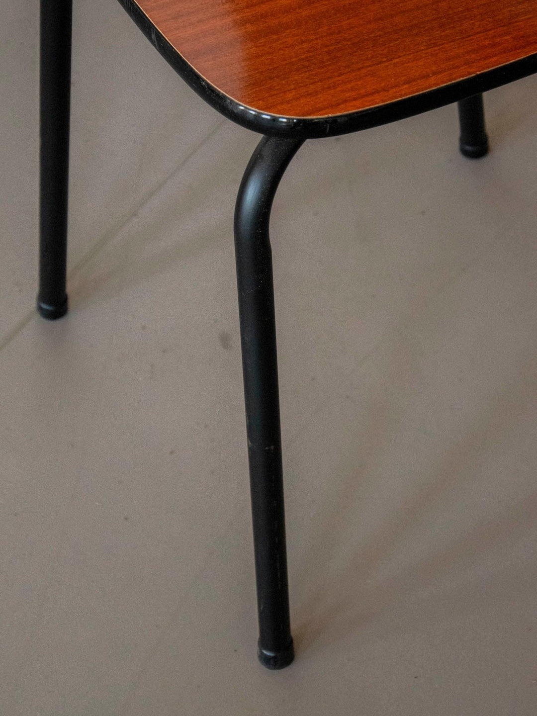 alma-chaise-formica-1452-6