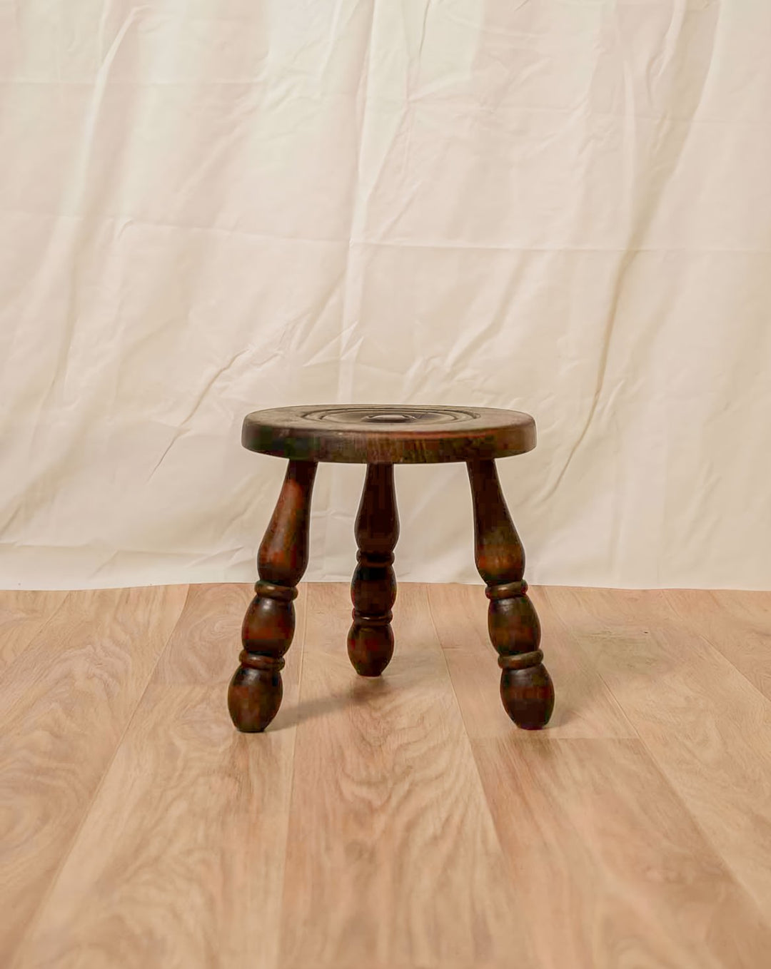 regis-tabouret-bois-705-1