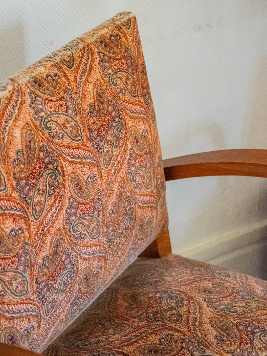 claude-chaise-bois-1039-2