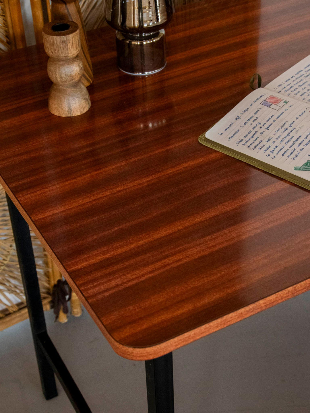 yvan-bureau-formica-521-7