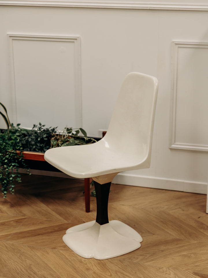 alma-chaise-plastique-1569-2