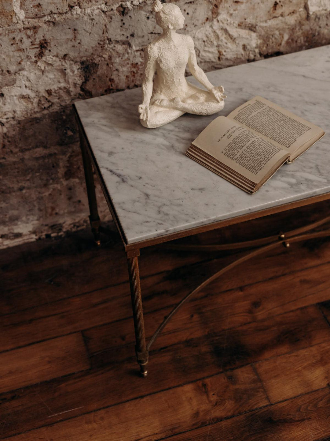 Pénélope, la table basse en marbre N°25 - Debongout