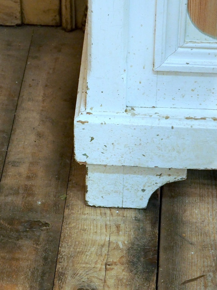 gilbert-buffet-pin-655-8