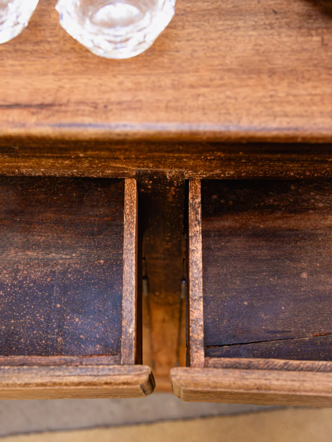 gilbert-buffet-bois-700-6