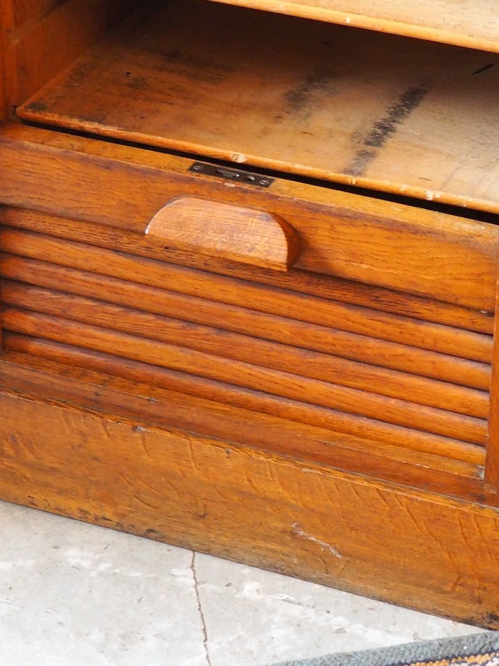 gilbert-buffet--666-4