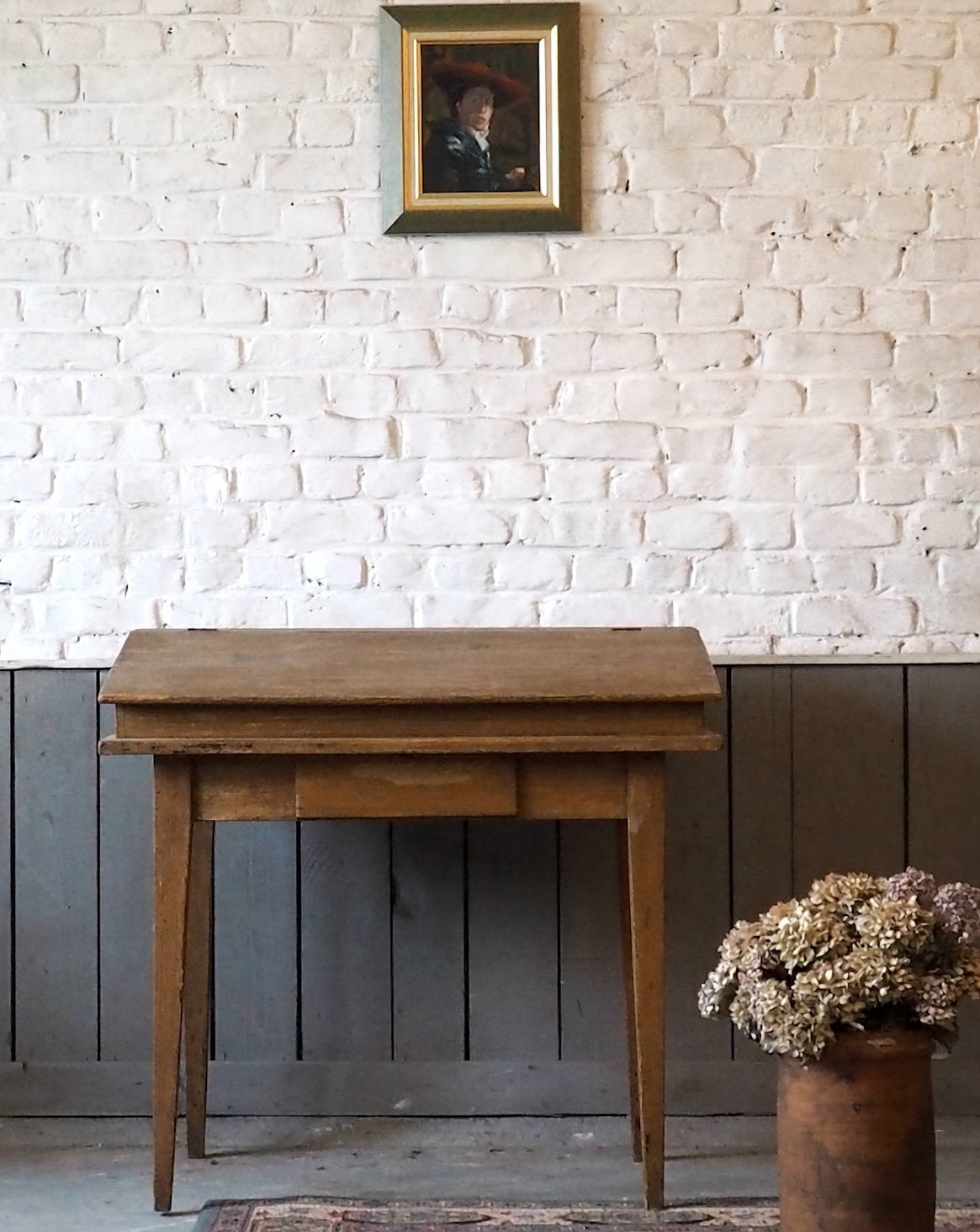 Our vintage furniture and second-hand furniture