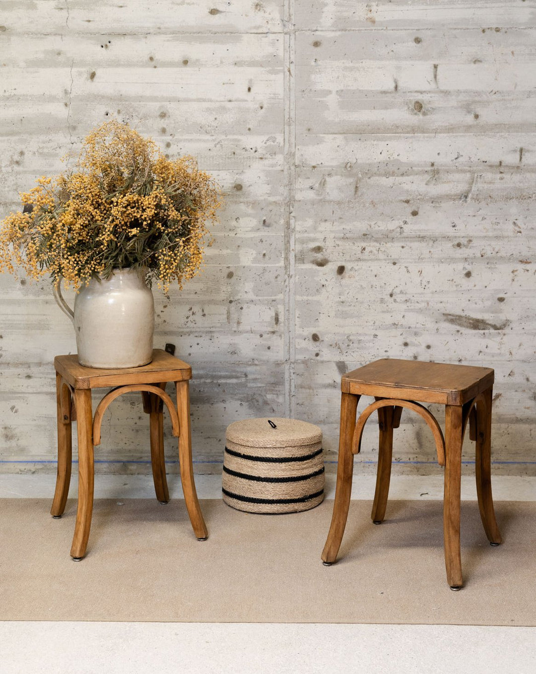 regis-tabouret-bois-1395-1