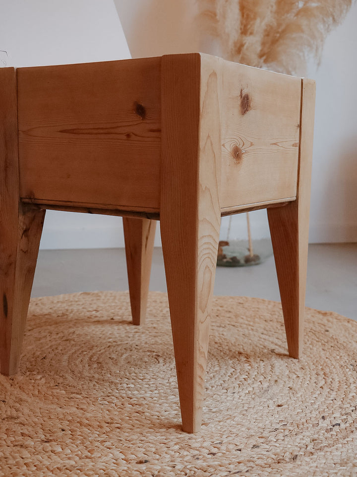 odile-table-chevet-pin-632-7