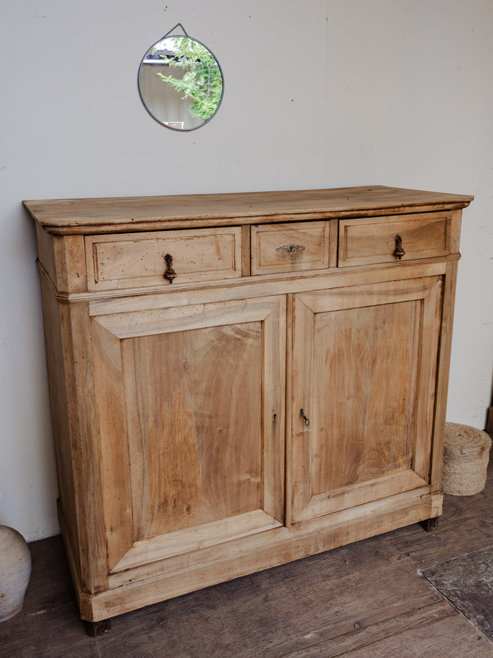 gilbert-buffet-noyer-1574-5