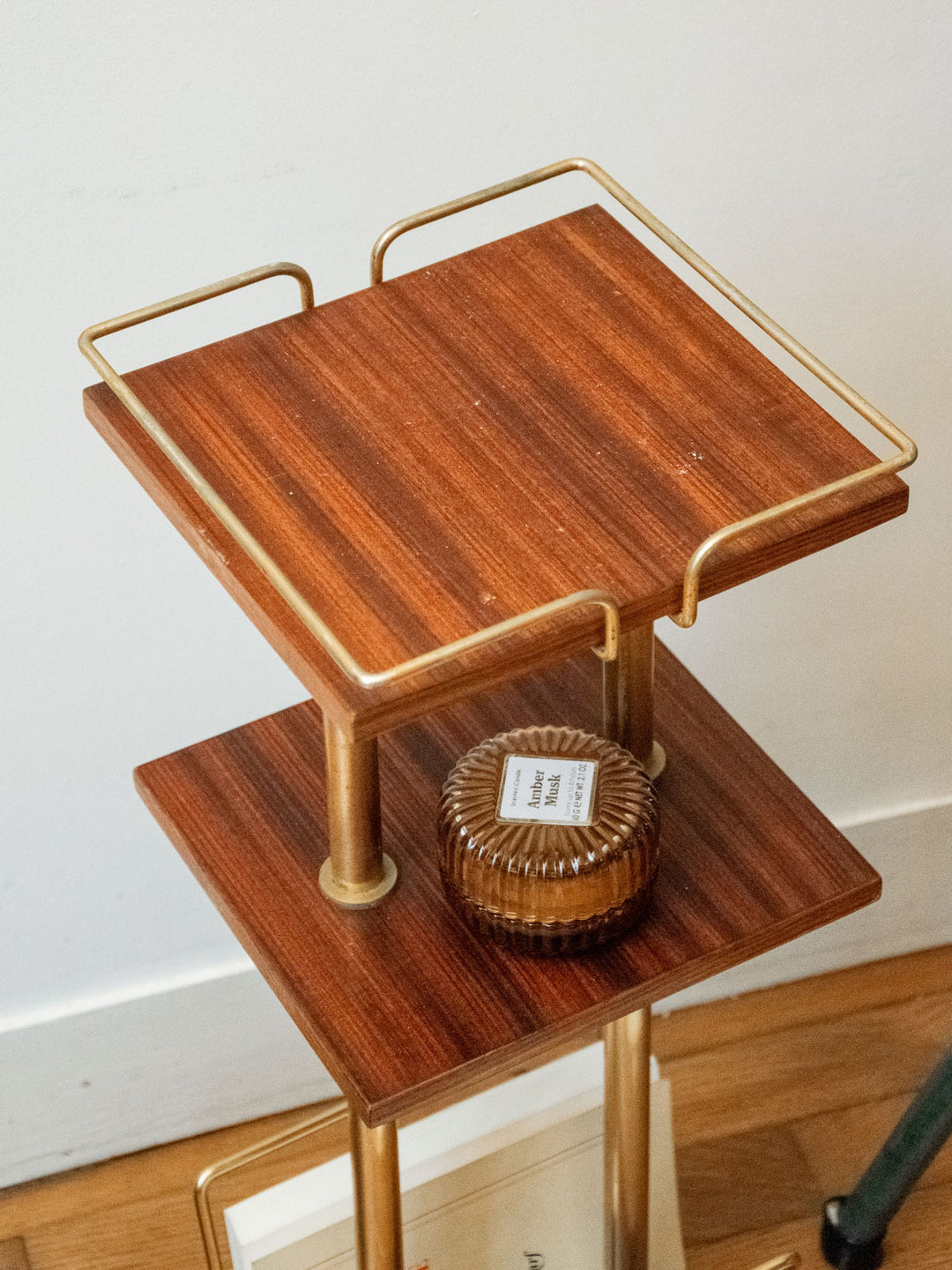 hanna-table-appoint-formica-740-3