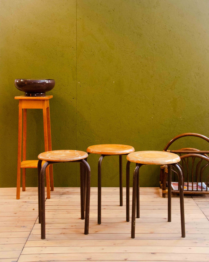 regis-tabouret-bois-1542-1