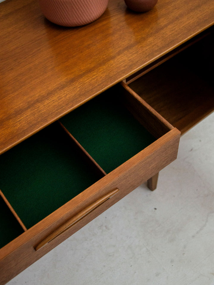 margaret-enfilade-teck-311-7