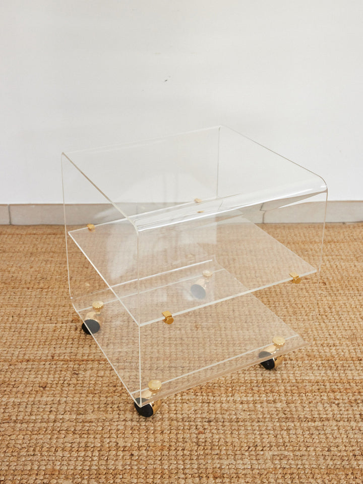 hanna-table-appoint-plexiglass-1698-3