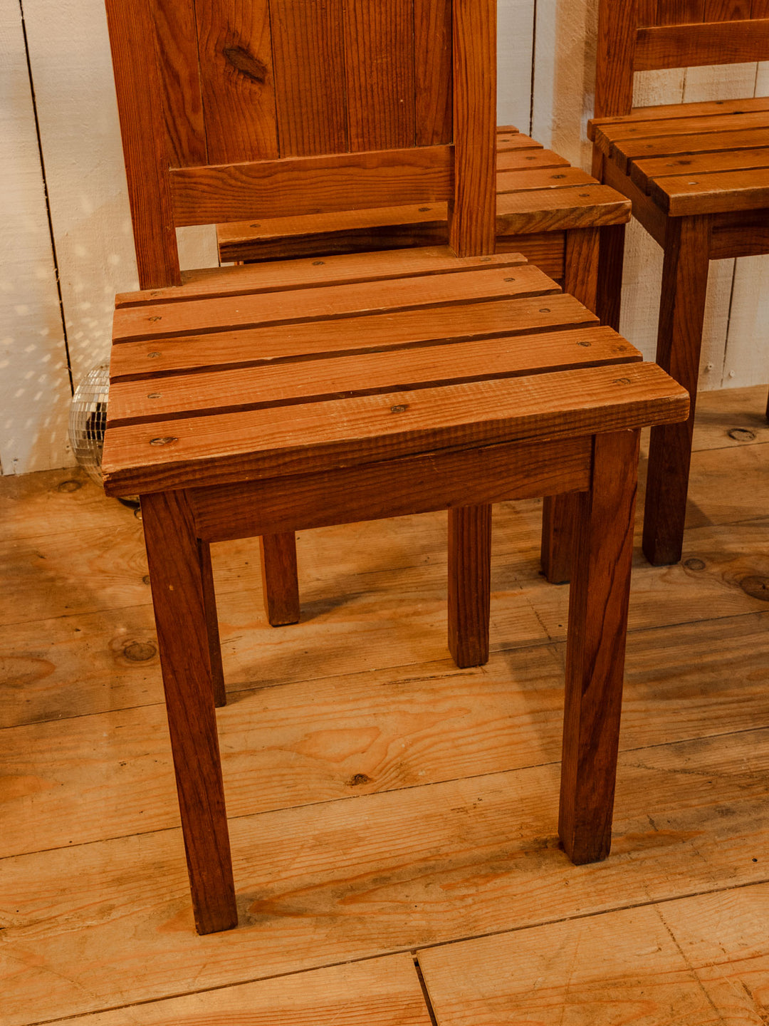 claude-chaise-noyer-800-5