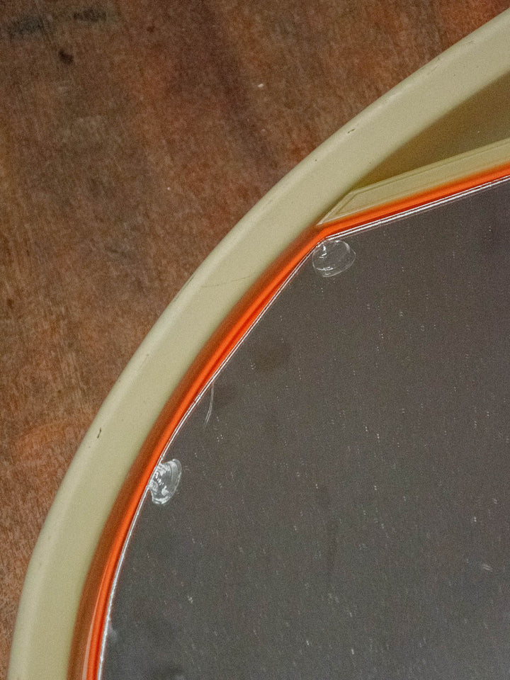 louise-coiffeuse-plastique-miroir-207-9