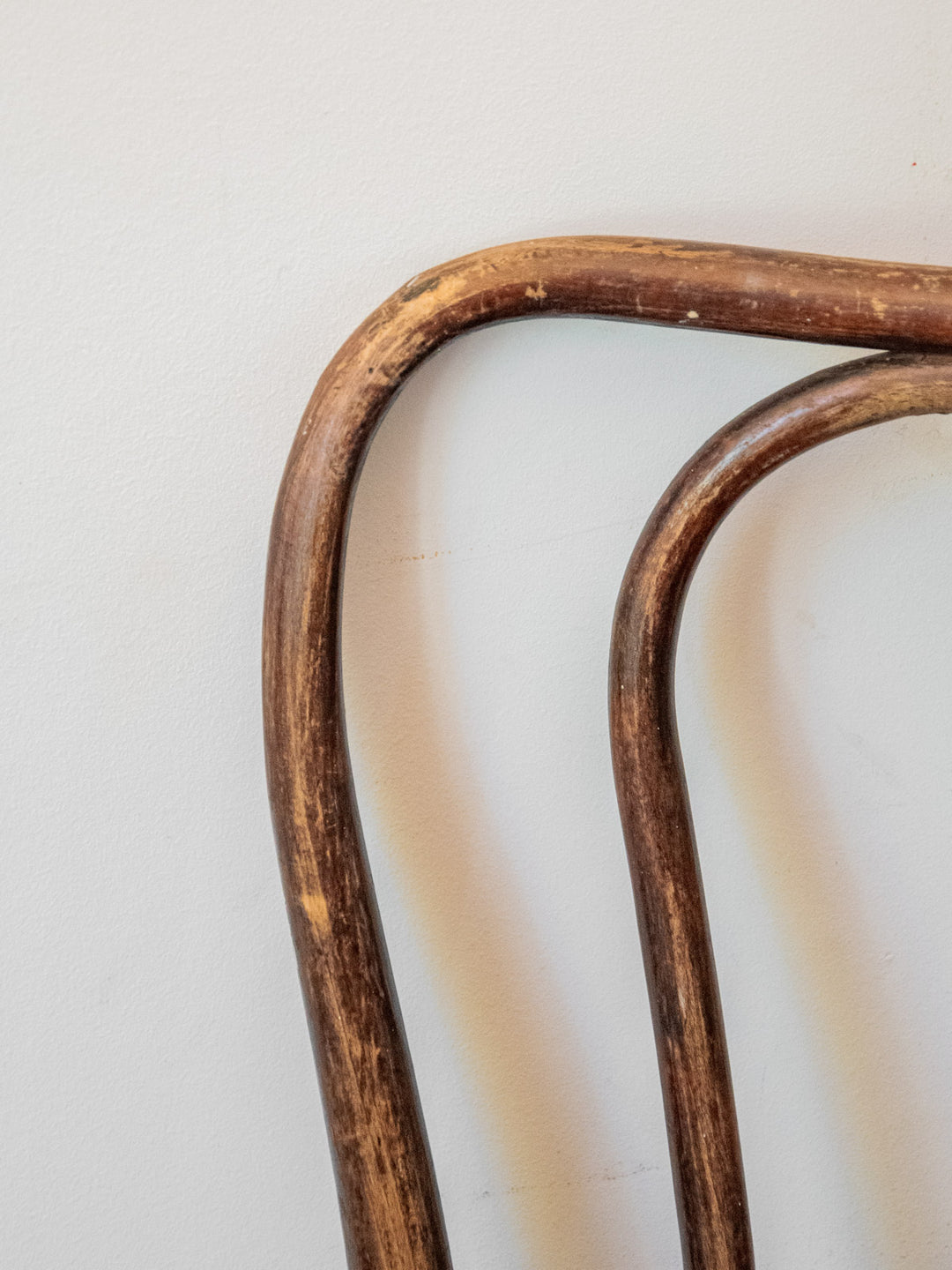 claude-chaise-bois-1061-7