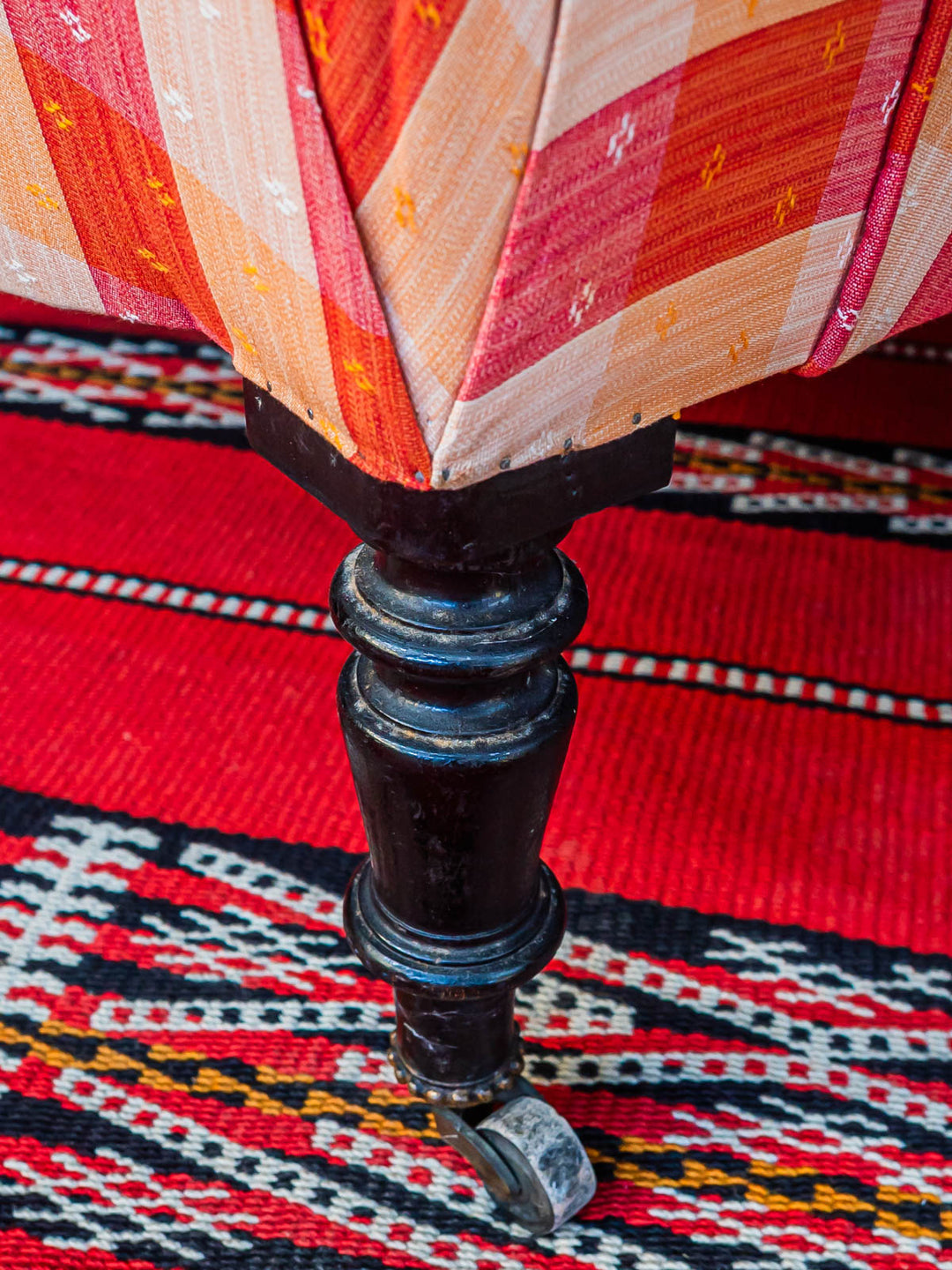 ernest-fauteuil-tapissé-571-11