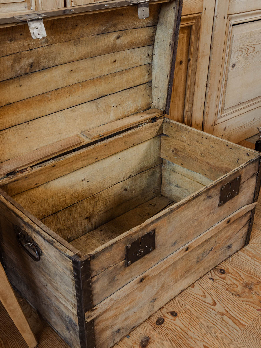 lucienne-malle-bois-302-8