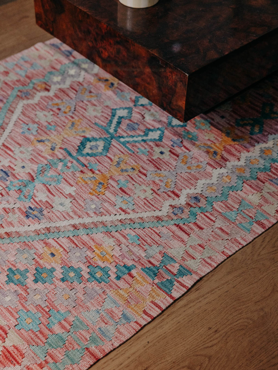 eddy-tapis-kilim-laine-bleu-rouge-370-7