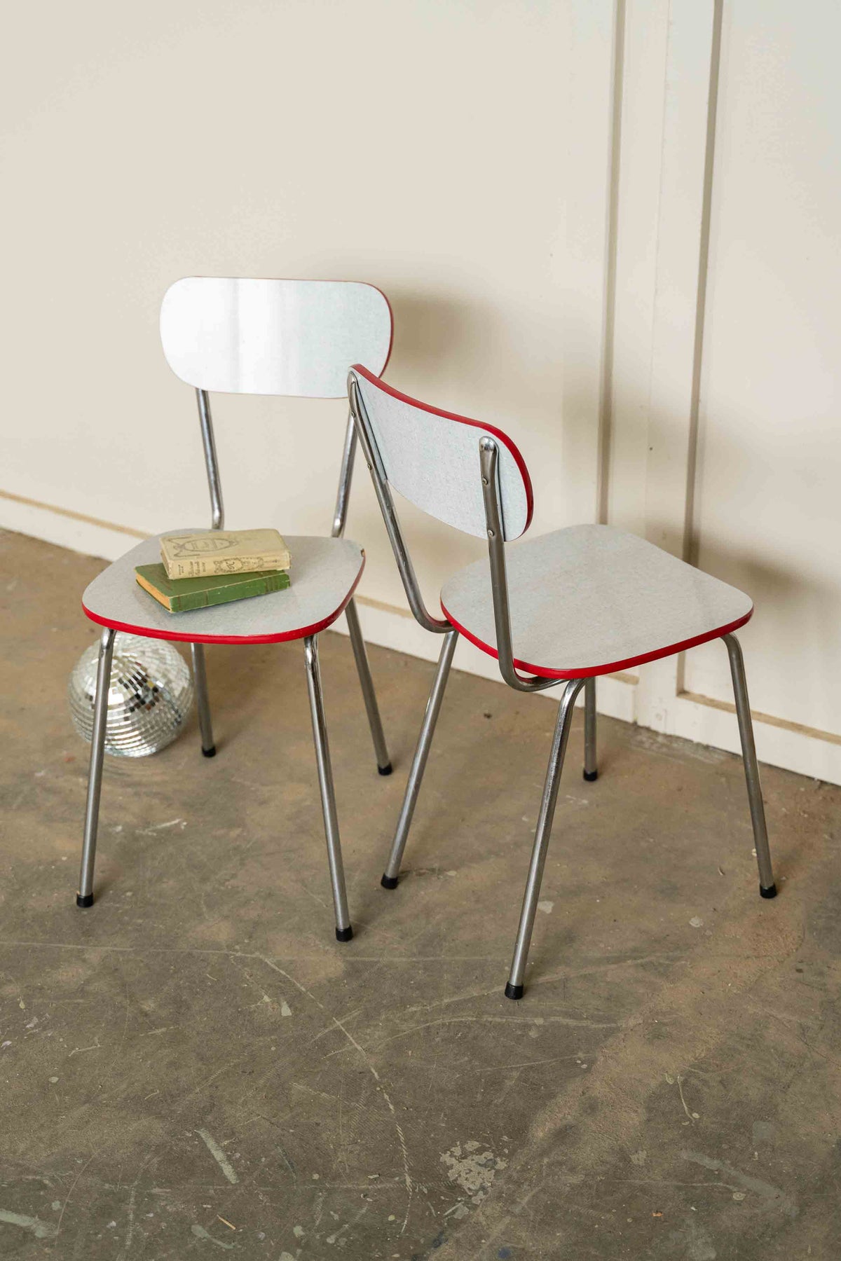 alma-chaise-formica-1988-2