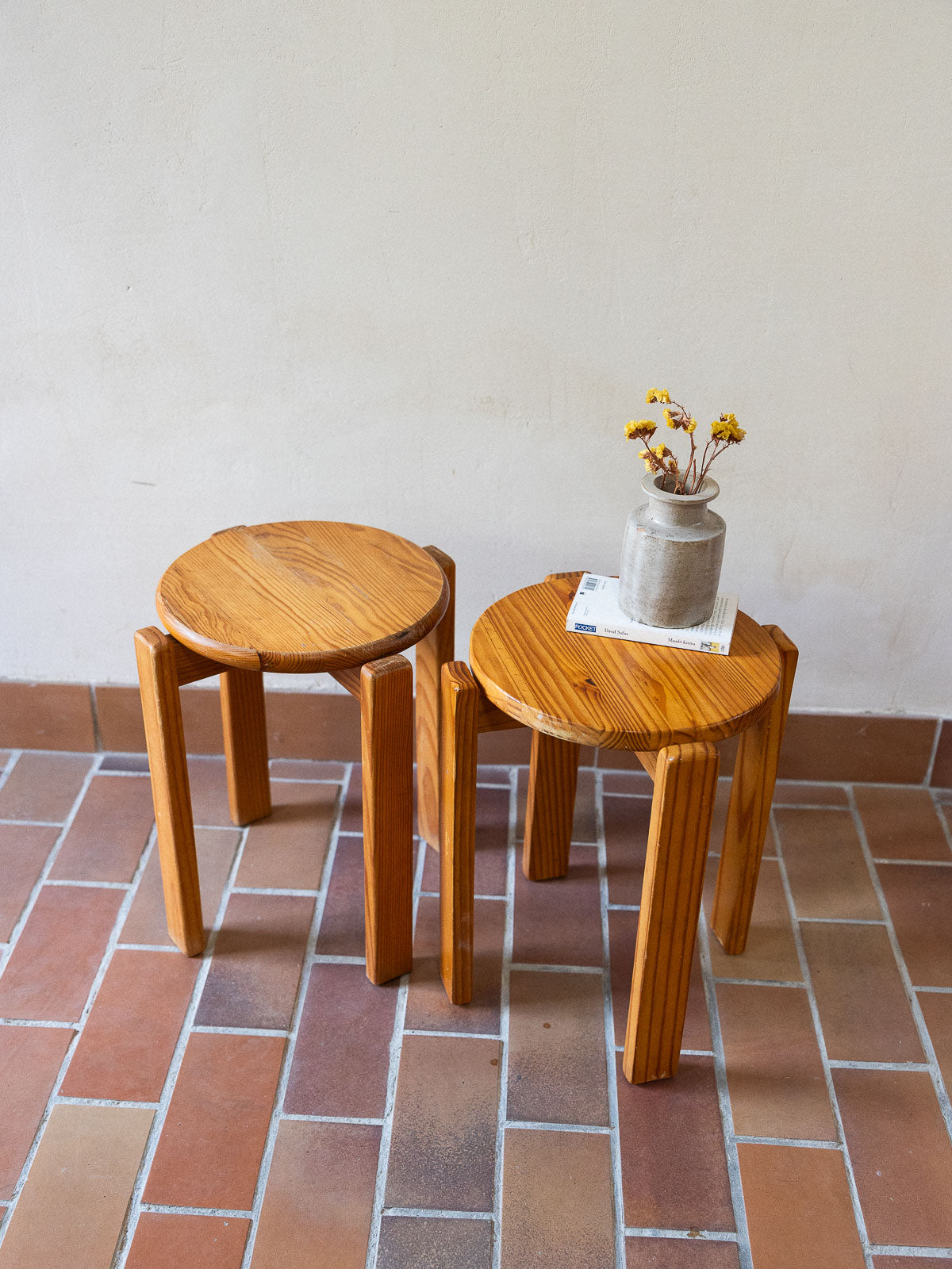 axel-tabouret-bois-vintage-ikea-723-2