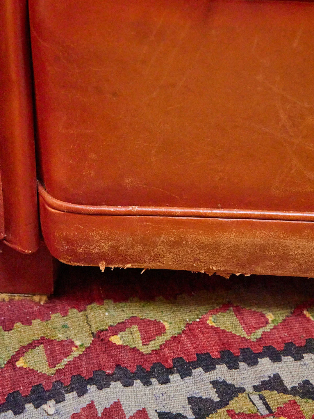 ernest-fauteuil-cuir-810-10