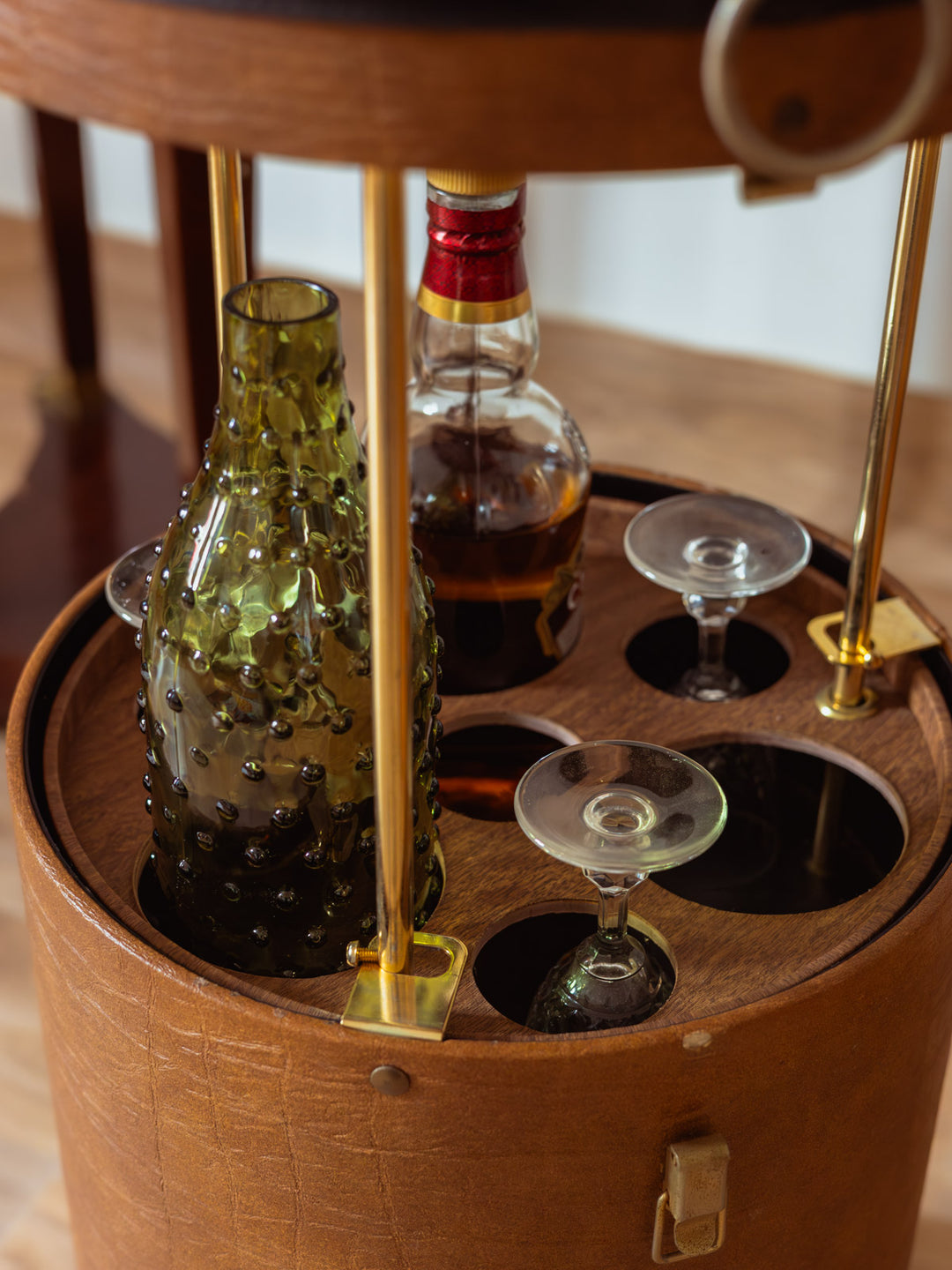 quentin-bar-cuir-49-9