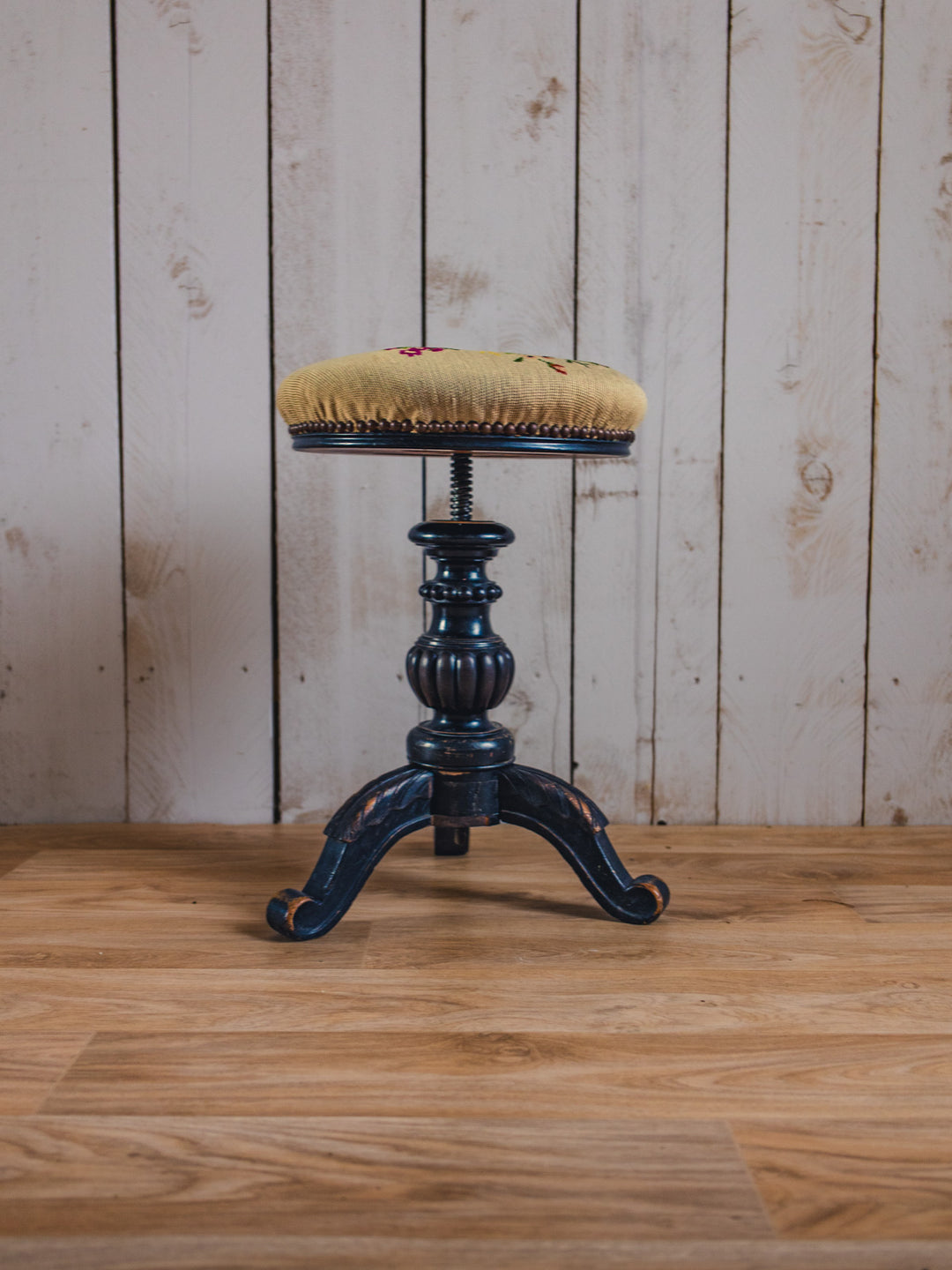 regis-tabouret-bois-792-7