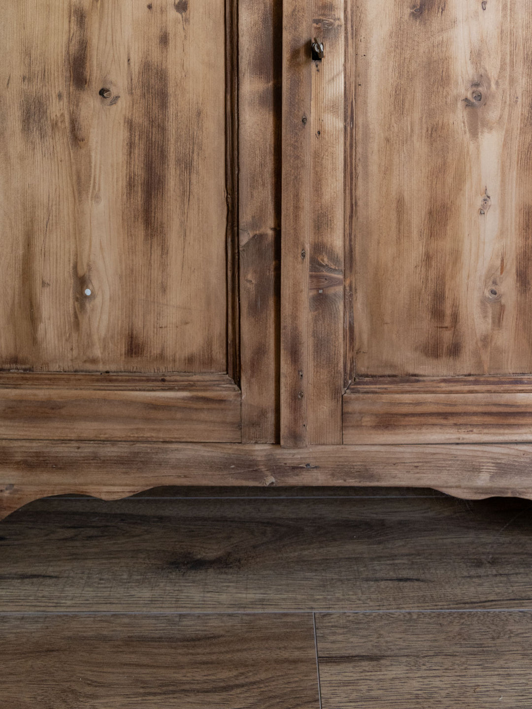 gilbert-buffet-bois-1546-12