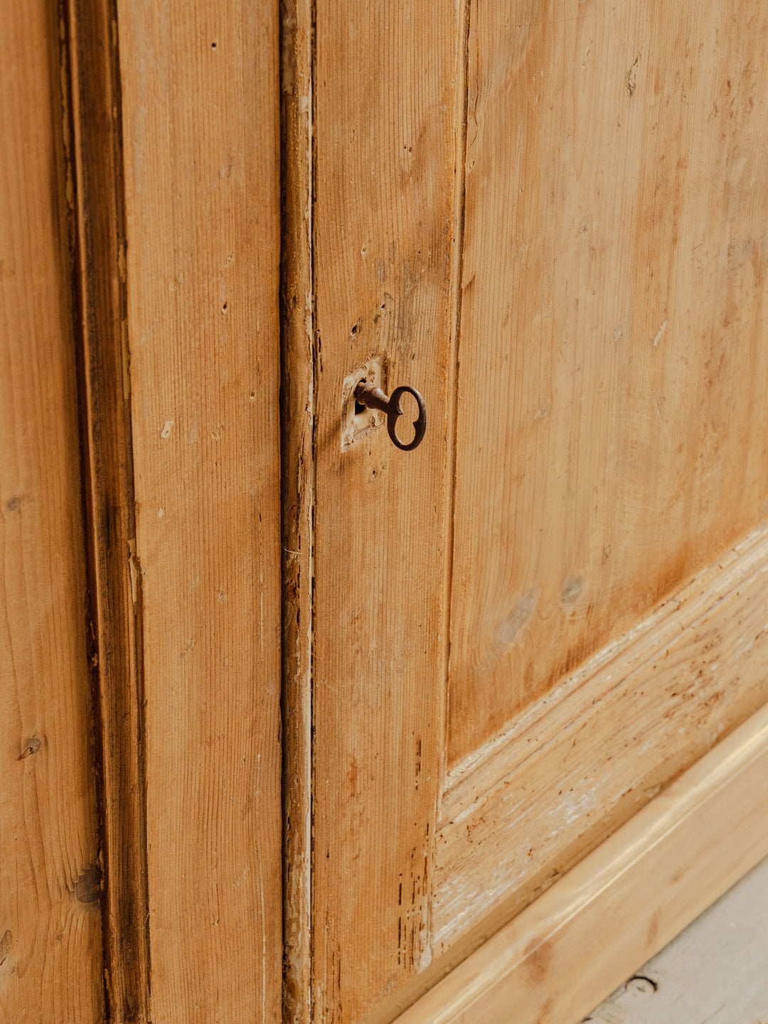 gilbert-buffet-bois-543-7