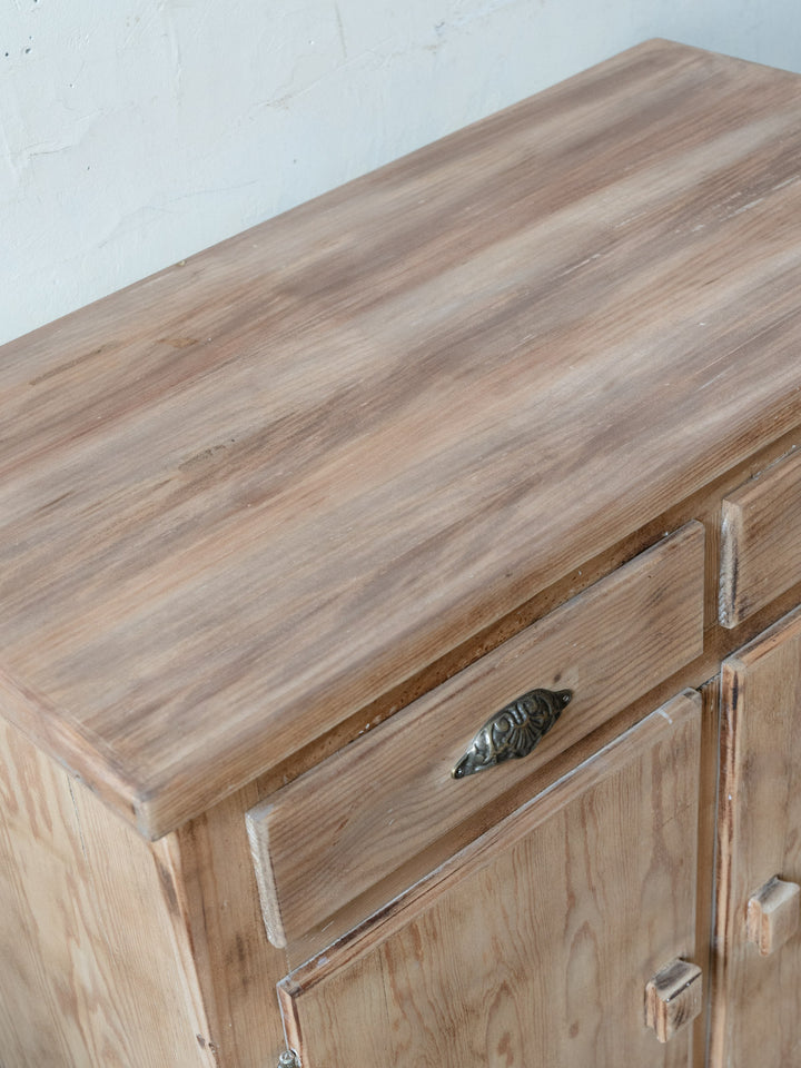 gilbert-buffet-bois-1804-10