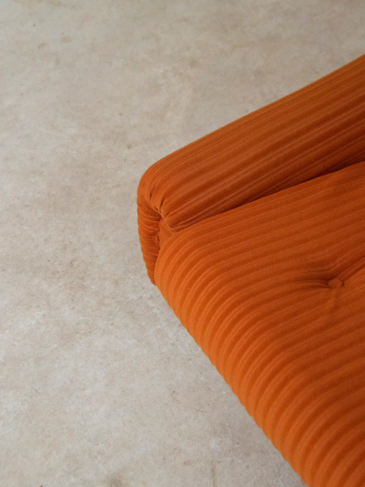 jacques-canape-orange-117-10