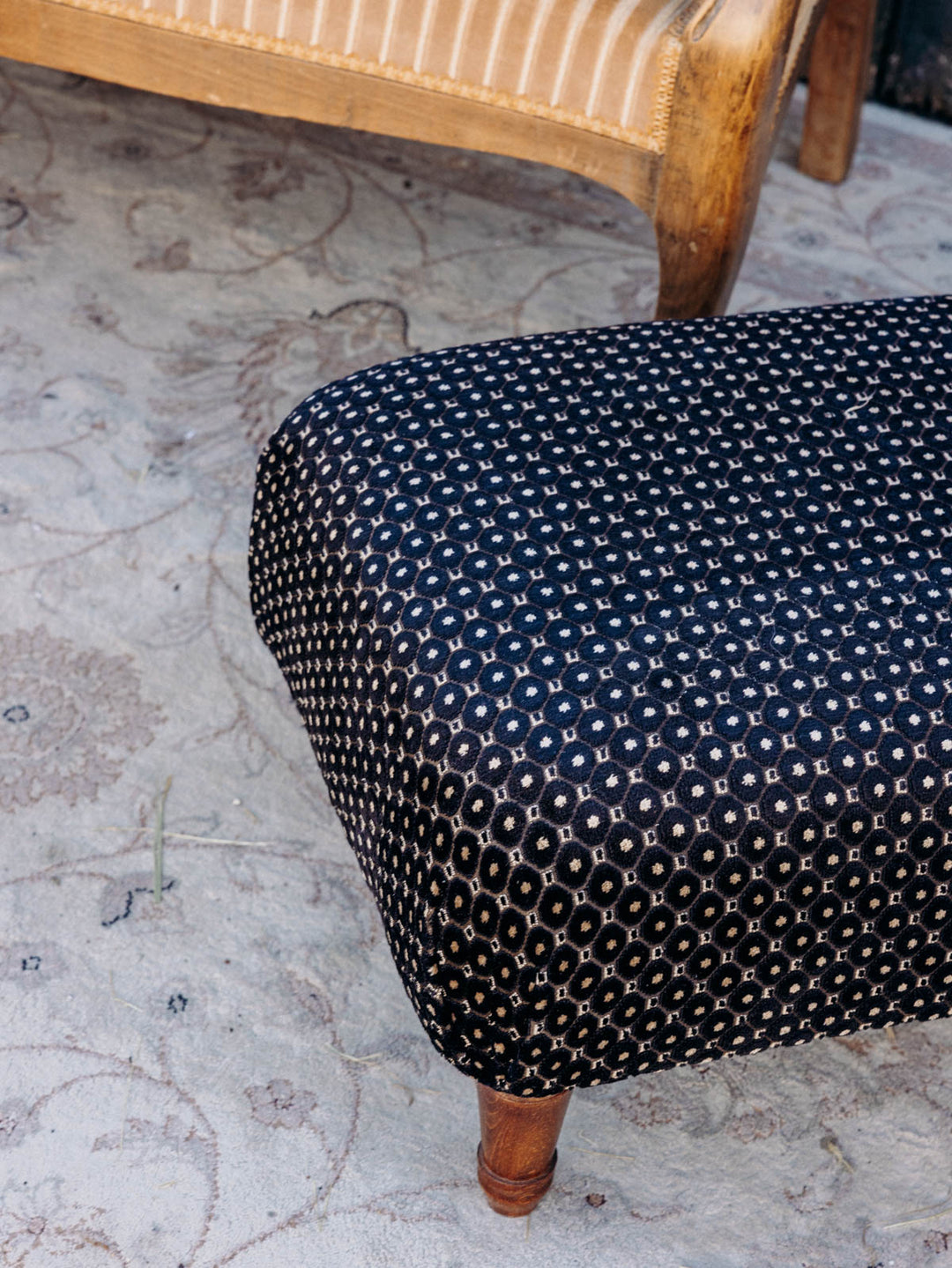 jean-philippe-pouf-bois-100-4