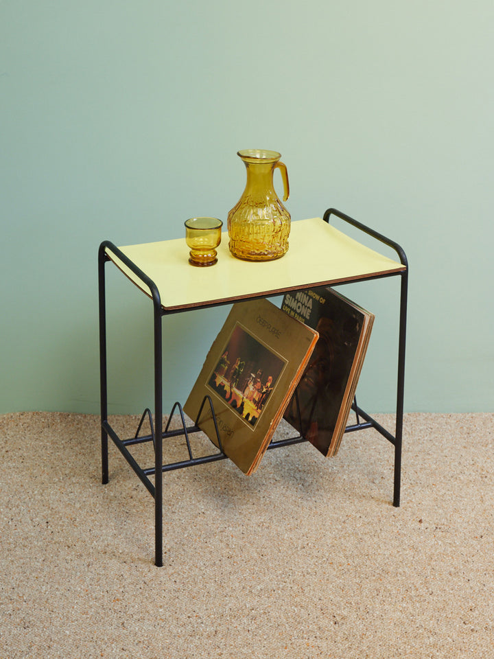 hanna-table-appoint-metal-formica-1583-2