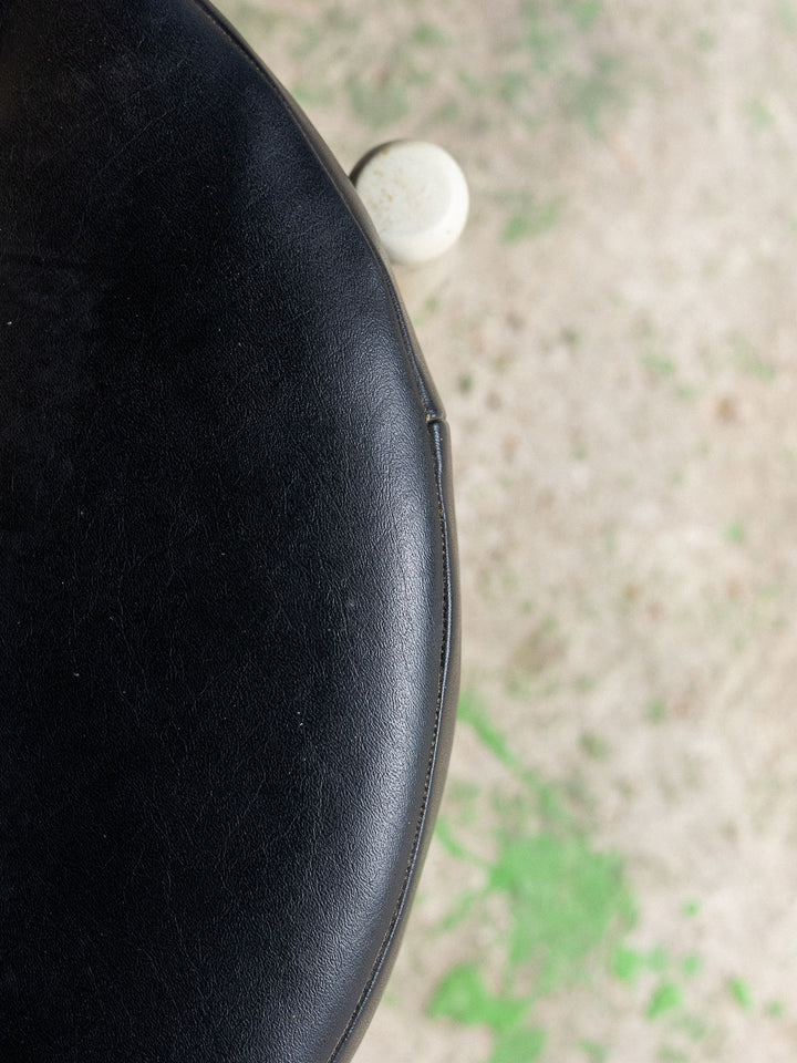 axel-tabouret-skai-contemporain-741-5
