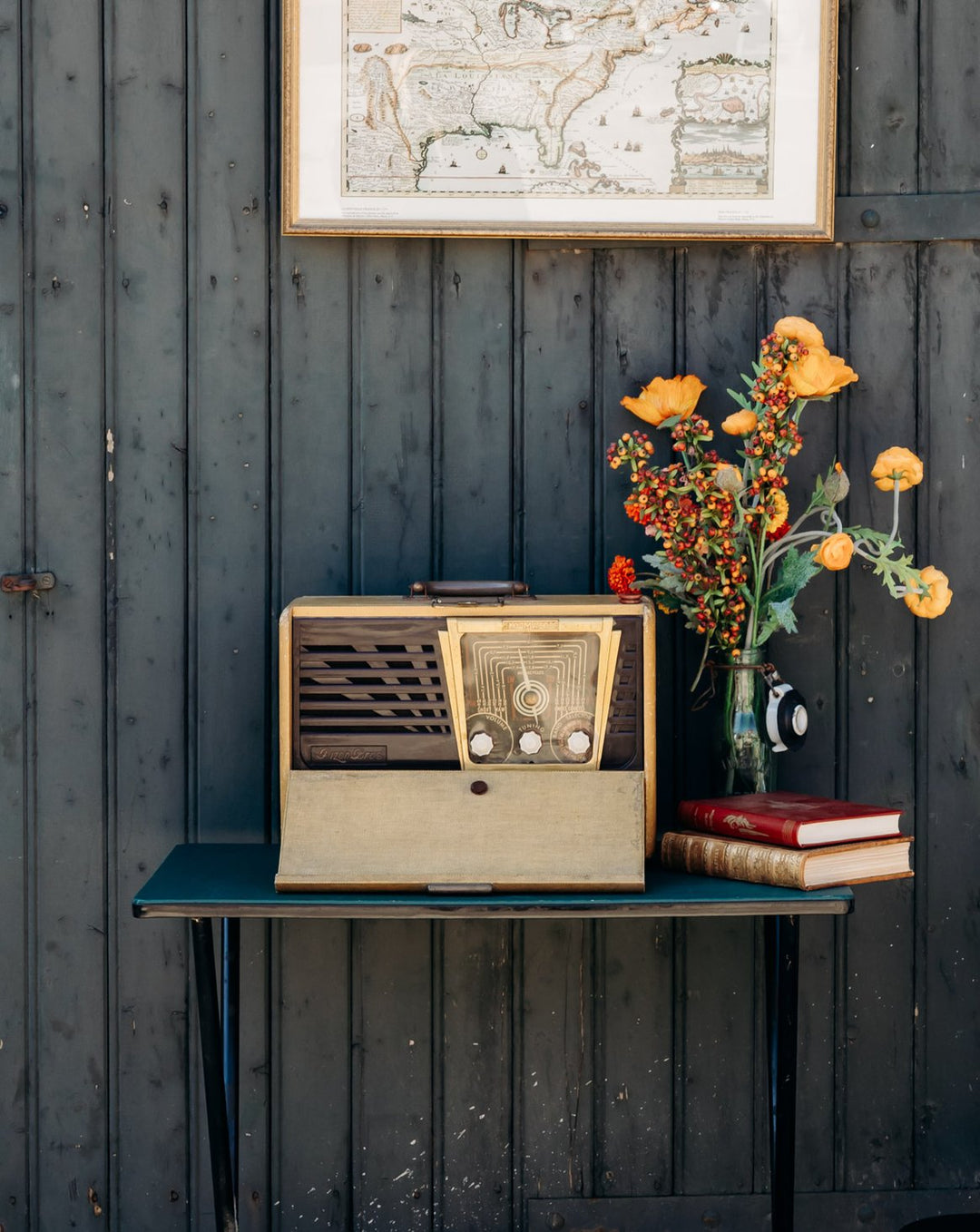 nour-appareil-electrique-vintage-plastique-53-1