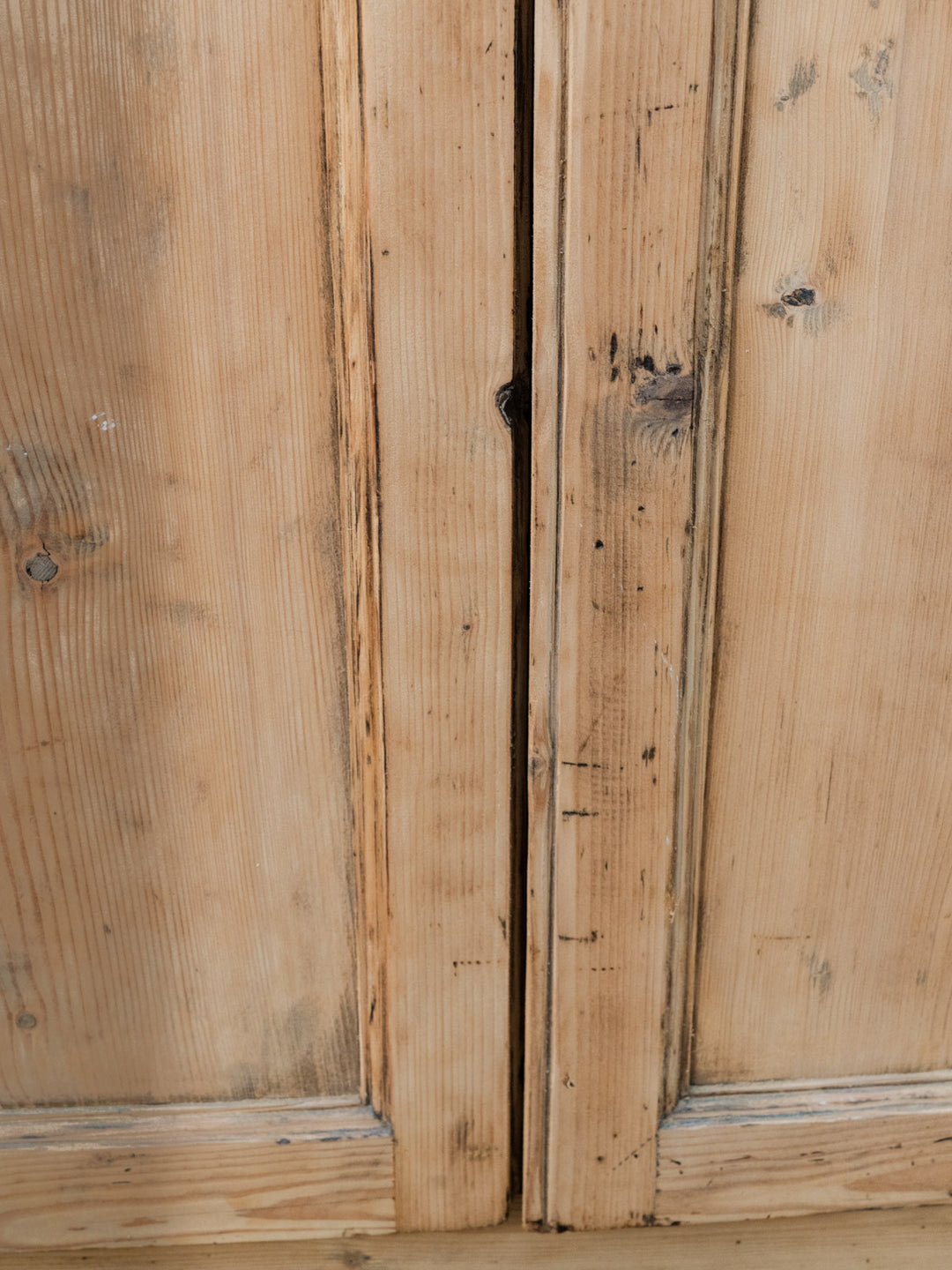 blandine-armoire-bois-542-12