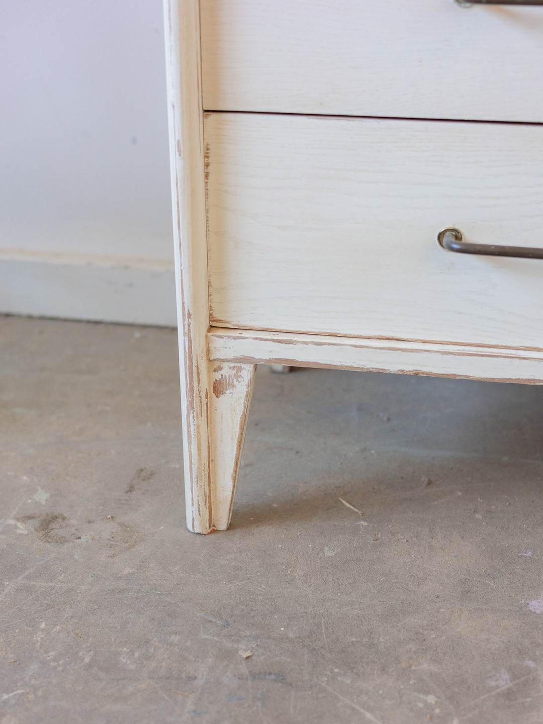garance-commode-bois-blanc-patine-746-7