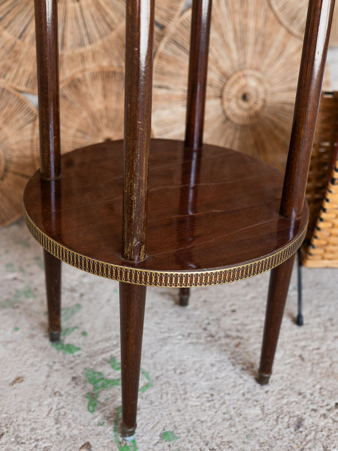 sacha-gueridon-formica-30-9